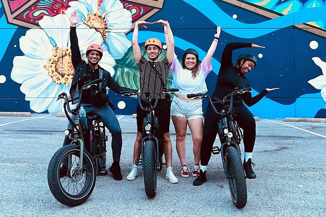 2 Hour Dallas Night Sightseeing E-Scooter Tour - AT&T Discovery District and the modern downtown