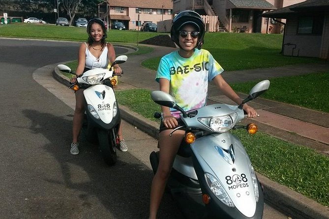 2 Passenger 200cc Scooter Rental - 21+ - Motorcycle License - What you receive with the 200cc scooter