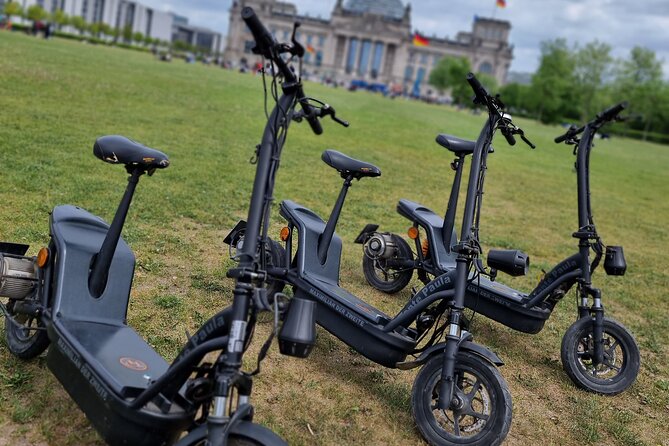 3-H E-scooter Sightseeing Tours in Berlin - Starting at Claire-Waldoff-Straße 6