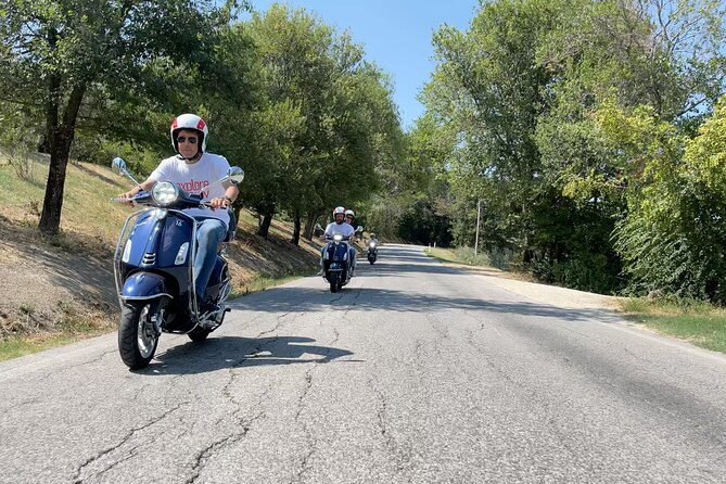 3 Hour Vespa Tour - The Charming Castles of Arcevia - Starting in Barbara and getting ready to ride
