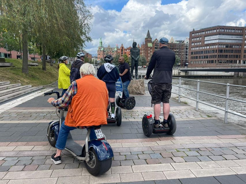 3 Hours Hamburg E-Scooter Tour - The Old Elbe Tunnel and the harbor connection