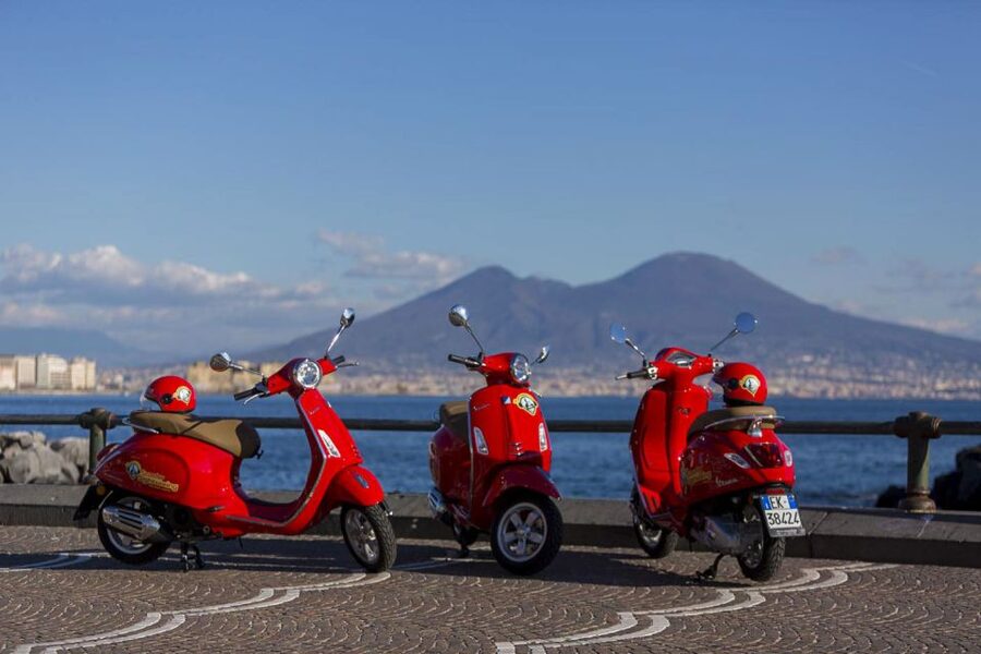 Amazing audioguided Vespa Tour of Naples - with driver - What the private format means
