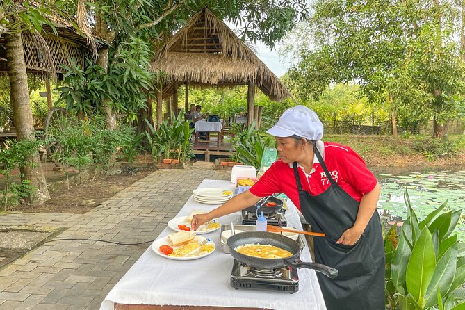 Angkor Sunrise Vespa Tour / Tuk Tuk or Car - Who will enjoy this day most