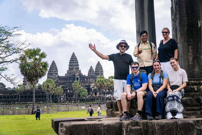 Angkor Wat: Guided Vespa Tour / Tuk Tuk or Car - Ta Prohm and the trees that took over