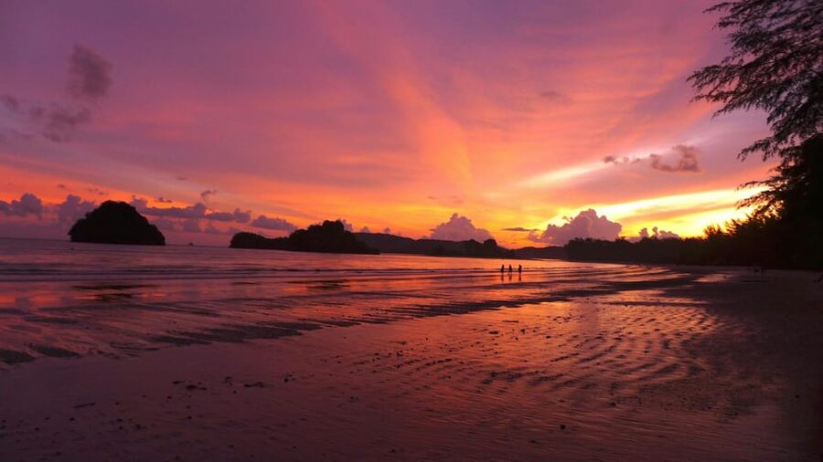 Ao Nang: Explore Krabi with Hotel-Delivered Scooter Rental - Beaches, roads, markets, and temples