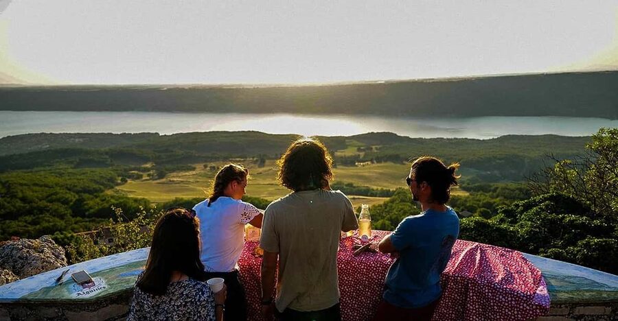 Apero Sunset over the lake: Guided electric scooter rides - Who should book, and who should skip it?