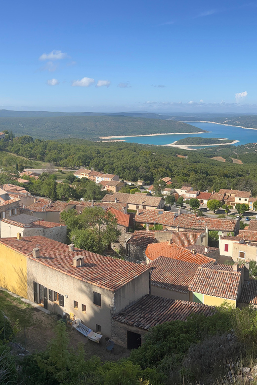 Apero Sunset over the lake: Guided electric scooter rides - Riding toward Aiguines and its hilltop views