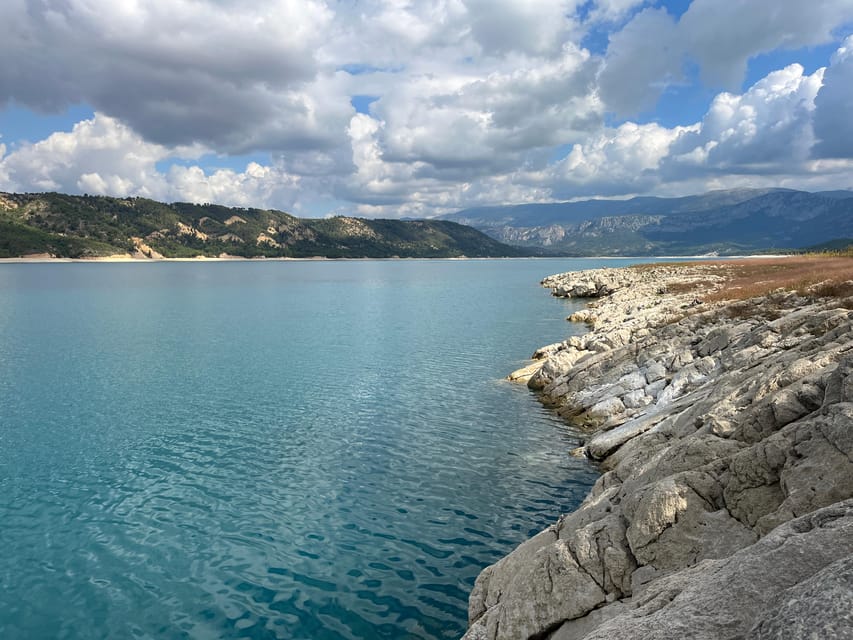 Around the Lake of Verdon : Guided electric scooter rides - Key points at a glance