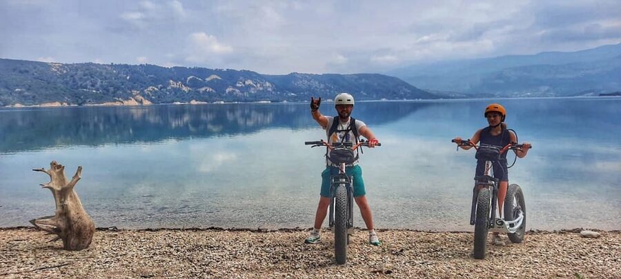 Around the Lake of Verdon : Guided electric scooter rides - Following the lake on two wheels