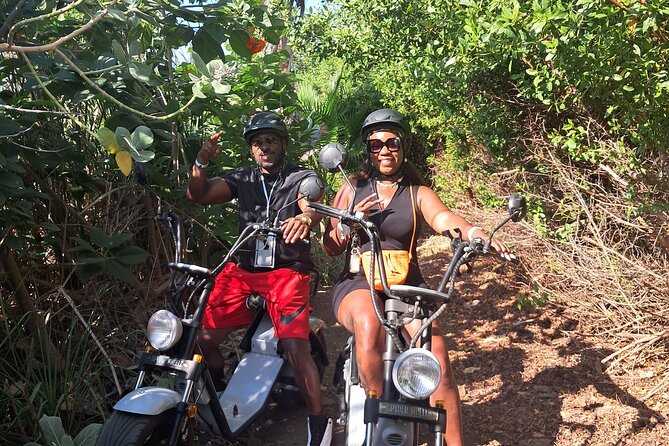 Aruba Electric Scooter Rental (1 or 2-seater) - What is included, and what you still need