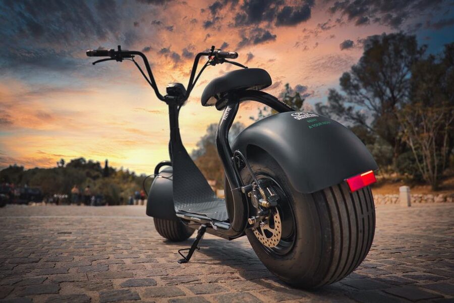 Athens: City Highlights Guided E-Scooter Tour - Plaka and Anafiotika by scooter