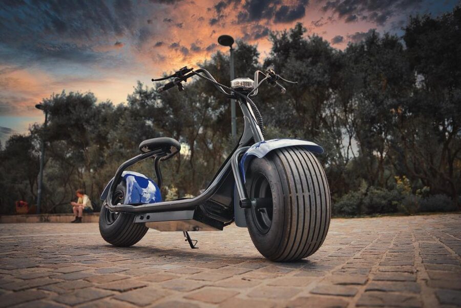 Athens: City Highlights Guided E-Scooter Tour - Heat, hills, and the practical tradeoffs