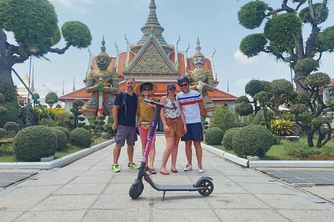 Bangkok Classic E-Scooter &/or Bike Trip - Thonburi, flower stalls, and neighborhood shrines