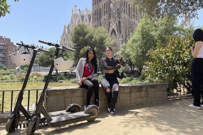 Barcelona Guided 2 hour E-Scooter Tour - The Arc de Triomf gives you a grand opening