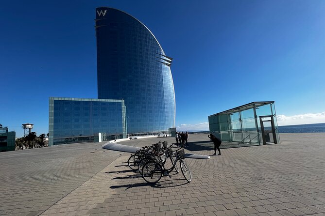 Barcelona Panoramic Escooter or E-Bike Tour - Sagrada Família from two useful angles