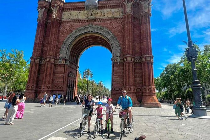 Barcelona Panoramic Escooter or E-Bike Tour - Arc de Triomf and the old fair entrance