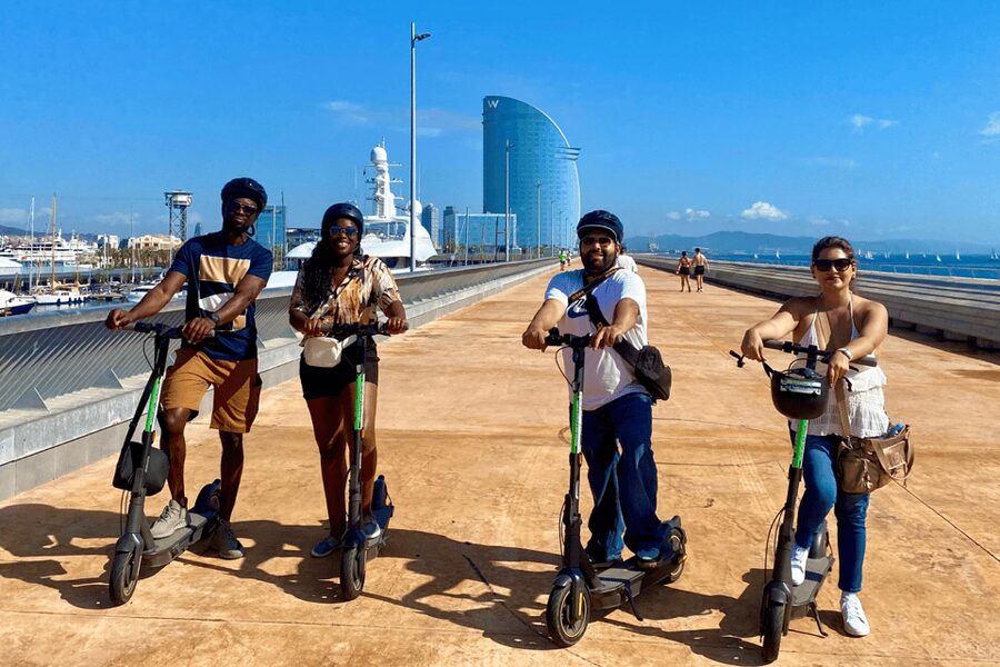 Barcelona: Sagrada Familia Electric Scooter or Bike Tour - Gothic Quarter to Port Vell