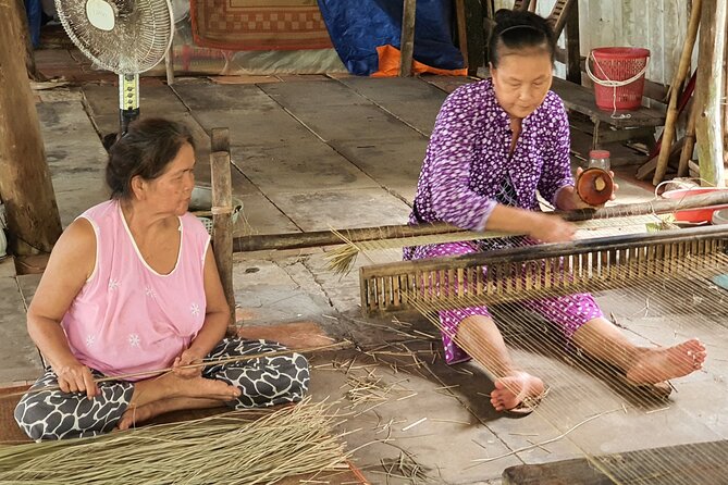 Ben Tre: Scooter, Culture, Sailboat and Mekong Food (Half Day) - Ben Tre market, fruit, and backstreet food culture