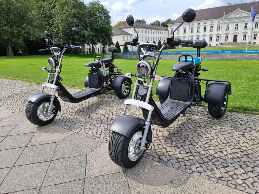 Berlin: 3-Hour Guided Small Group Fat Tire E-Scooter Tour - Meeting the guide and getting ready to ride