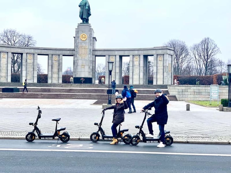 Berlin: Thrilling E-Scooter Adventure Tour - What the two to three hours actually feel like
