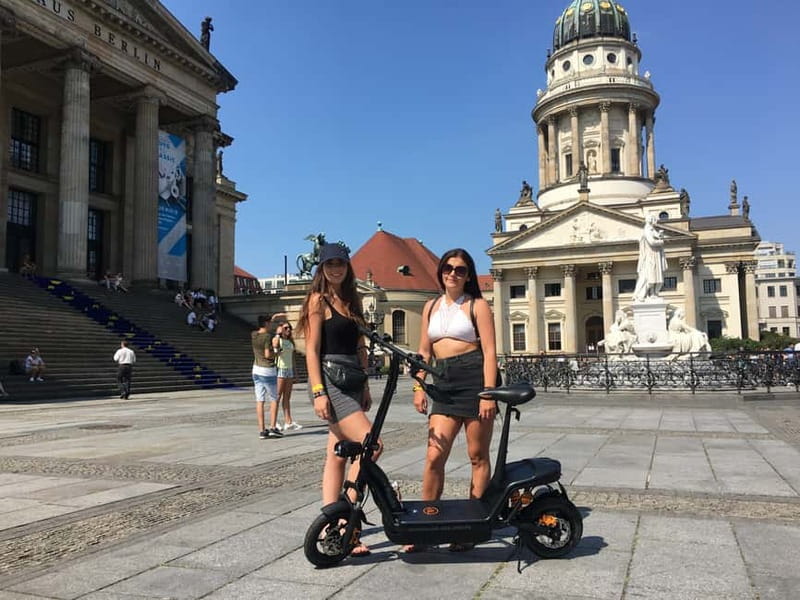 Berlin: Thrilling E-Scooter Adventure Tour - The guide’s role: stories, questions, and route choices