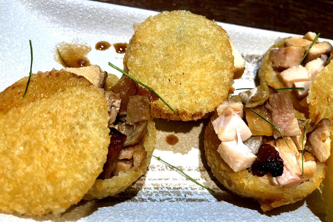 Bia & Bites - Saigon Craft Beer on Vintage Vespa with Dinner - Who will enjoy this most