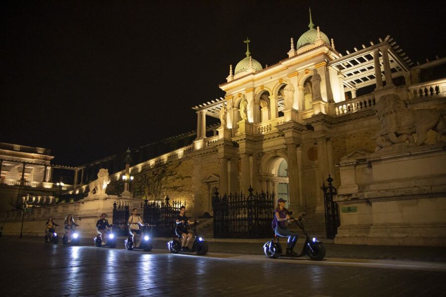 Budapest: Buda Castle E-Scooter Evening Tour - Returning through the evening streets