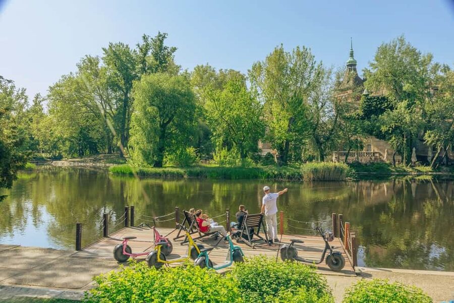 Budapest: Small-Group MonsteRoller E-Scooter Tours - Key points at a glance