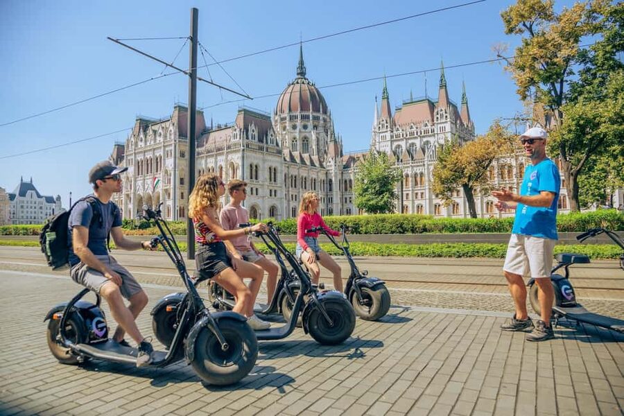 Budapest: Small-Group MonsteRoller E-Scooter Tours - Why an e-scooter works so well in Budapest