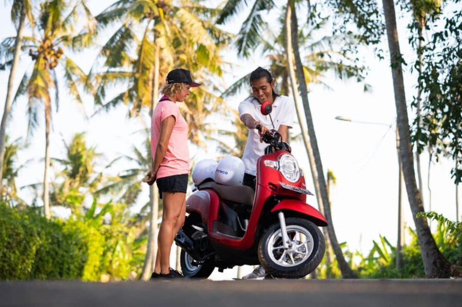 Canggu: Scooter Lesson with Professional Instructor - My Take: Book It Before Renting Alone