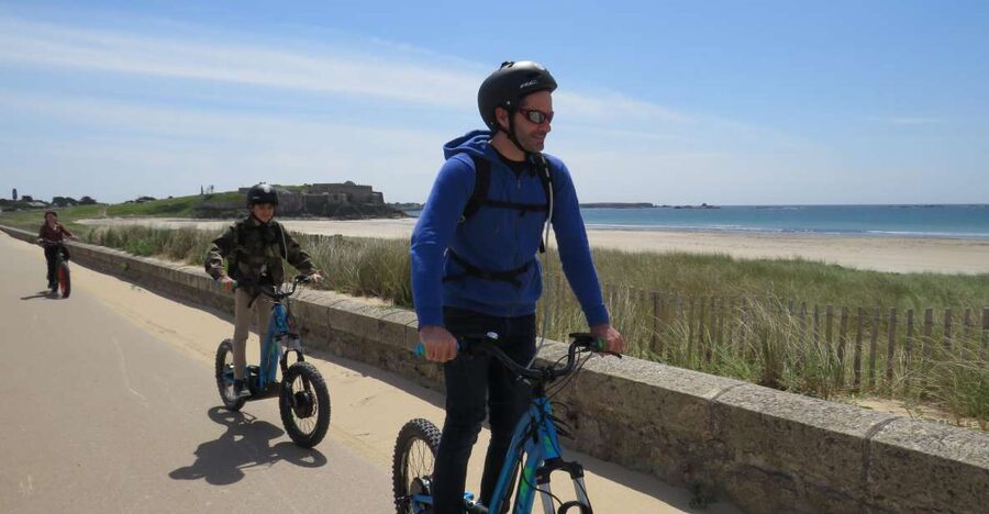 Carnac: Unusual rides on all-terrain electric scooters - Kerouriec Beach and the move toward the sea