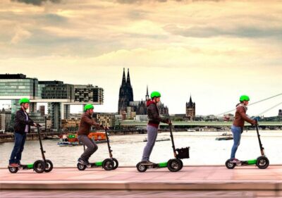 Cologne: Guided E-Scooter Tour