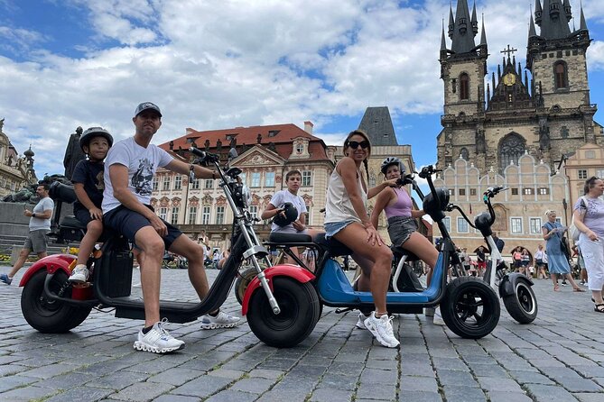 Create your own route on eScooter and enjoy Prague on wheels! - New Town and Republic Square