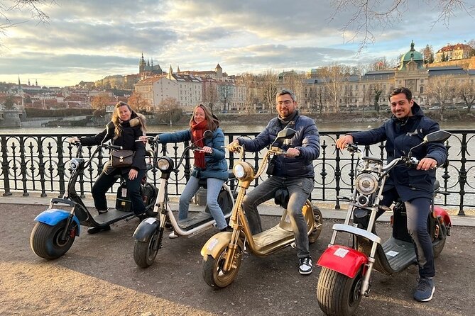 Create your own route on eScooter and enjoy Prague on wheels! - The castle route and Prague’s best high views