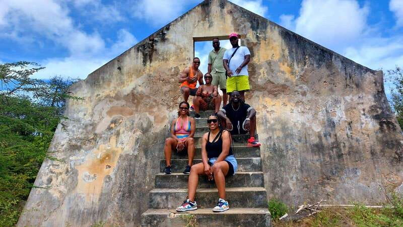 Curacao: Electric Scooter South-East Tour Adventure - Meeting at Jan Thiel Beach
