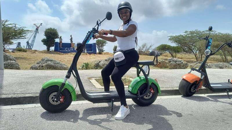 Curacao: Electric Scooter South-East Tour Adventure - Caracasbaai Beach, Restaurants, and the Shipyard