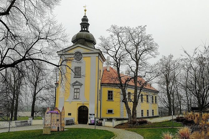 Czech Castles Scooter Tour for 1 day. The North Way. (audio guide) - Roztoky closes the route with a garden visit