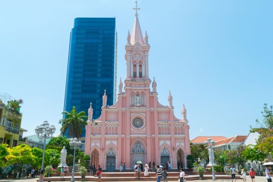 Da Nang: Private City Tour by Scooter with Ao dai Lady Rider - Safety, comfort, and who should book