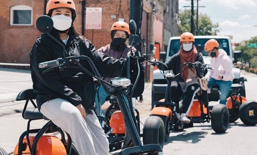 Dallas: Downtown E-Scooter Sightseeing and History Tour - Why an e-scooter works well in Downtown Dallas