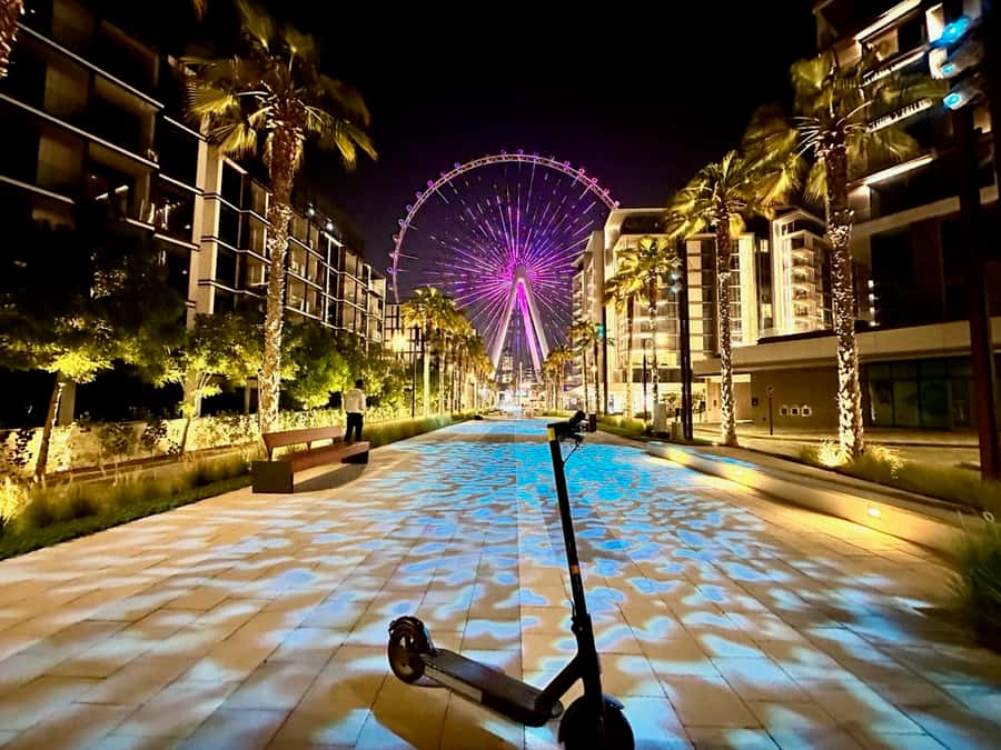 Dubai: E-Scooter Guided Tour of Marina, JBR & Bluewaters - Morning, afternoon, or evening?