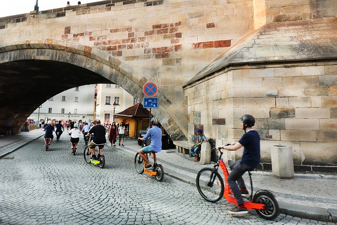 E-Bike, E-Scooter Viewpoint Fun Tour - Strahov Monastery, Petrin, and the longer route