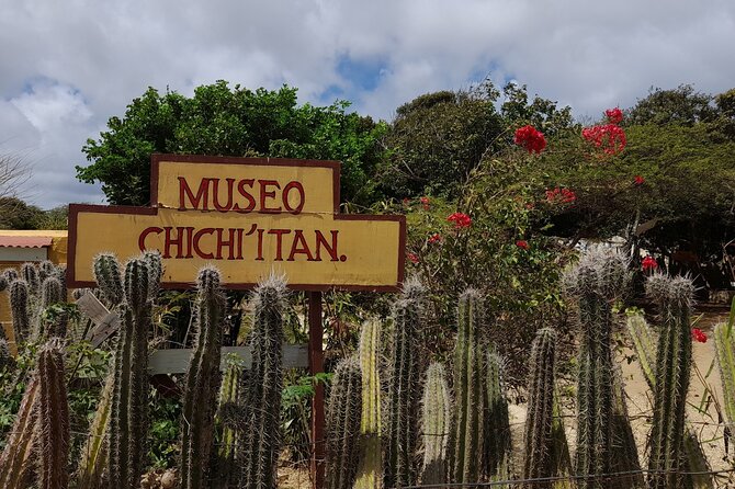 e-Scavenger hunt by car or scooter: 'Explore the Rincon Valley' - Mangazina di Rei and Bonairean culture