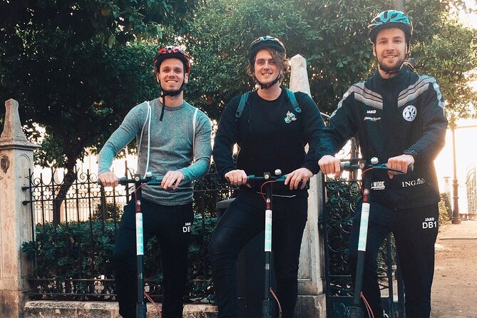 E-Scooter Rental for ALL DAY - Building your own route from Ciutat Vella