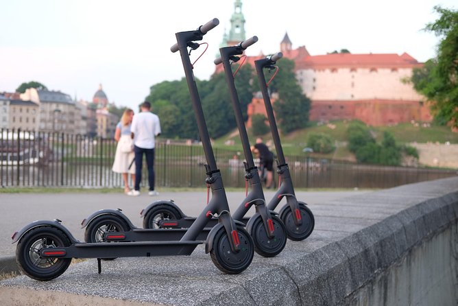 E-Scooter Rental in Krakow for 4 hours - Delivery to your hotel makes the start easy