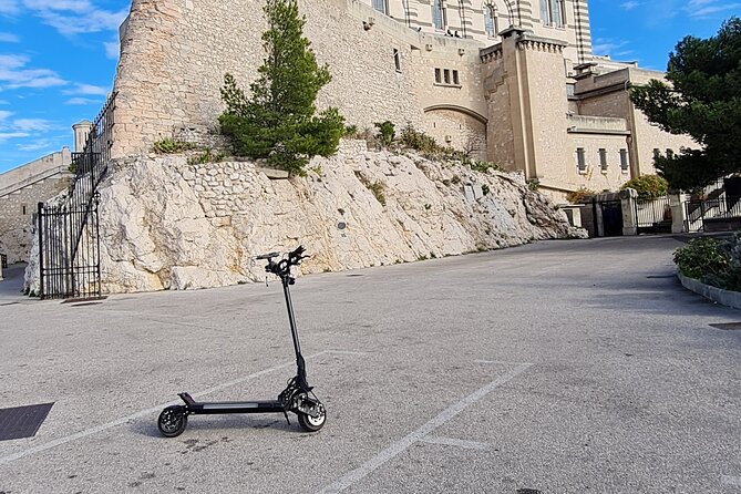 E-scooter virtual guided tour in Marseille - Who should book this Marseille ride