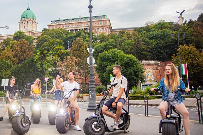 Easy & Convenient E-Scooter Rental for Sightseeing in Budapest - Starting at Bécsi u. 8 in central Budapest