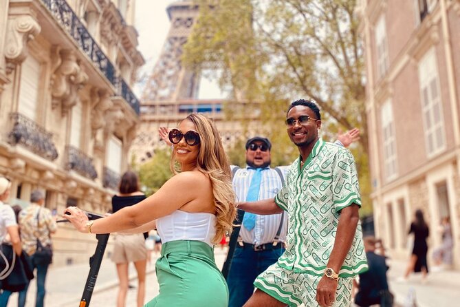 Electric Scooter Guided Tour of Paris - Five hours on a scooter across Paris