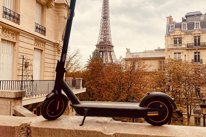 Electric Scooter Guided Tour of Paris - Weather, timing, and cancellation rules