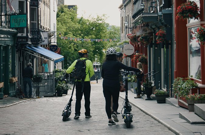 Electric Scooter Guided Tour of Quebec City - Saint-Roch, Limoilou, and Saint-Sauveur at street level
