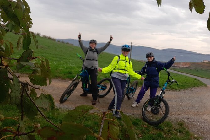 Electric scooter ride in the West of Lyon - Ida’s guiding style and the small-group advantage